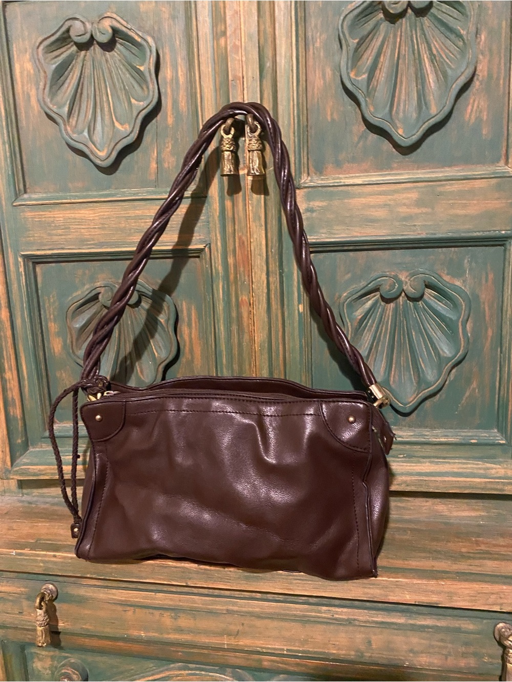Relic Brown Twisted-Handle Leather Shoulder Bag